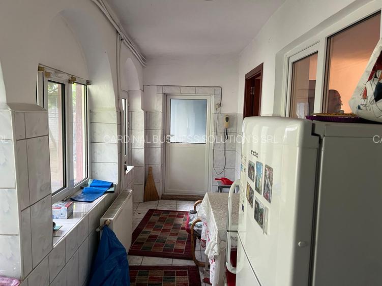 Pantelimon - oras, imobil compus din teren- 379 mp, dubla deschidere - 8