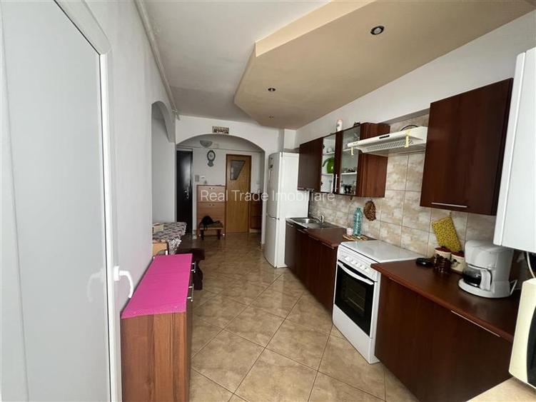 Apartament 2 camere decomandat, mobilat,  zona Astra-  Carpatilor - 6