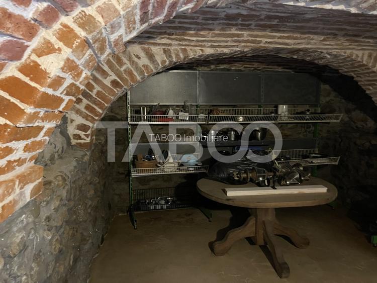 Casa 7 camere 6 bai terase teren 1180mp aproape de Castel si Poveste - 39