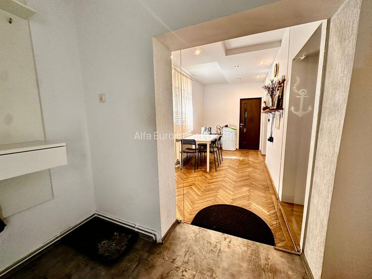 De inchiriat apartament la casa -Centru Istoric - 11