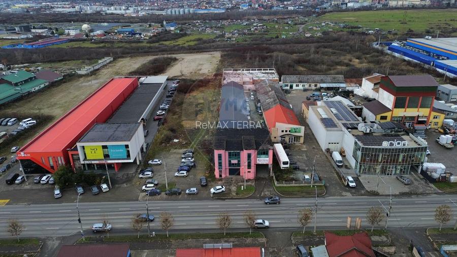 Hala de 2,400mp BD Regele Mihai Baia Mare zona Dedeman 490.000 EURO - 3