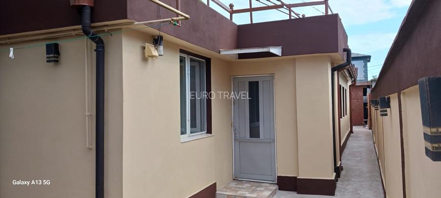 Casa individuala singura in curte, Medeea - 2