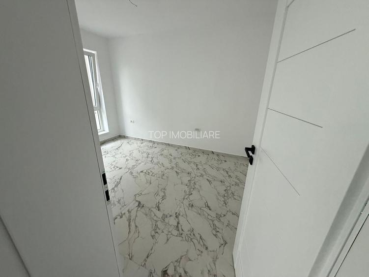 Apartament modern, prima închiriere, complet nou balcon generos - 6