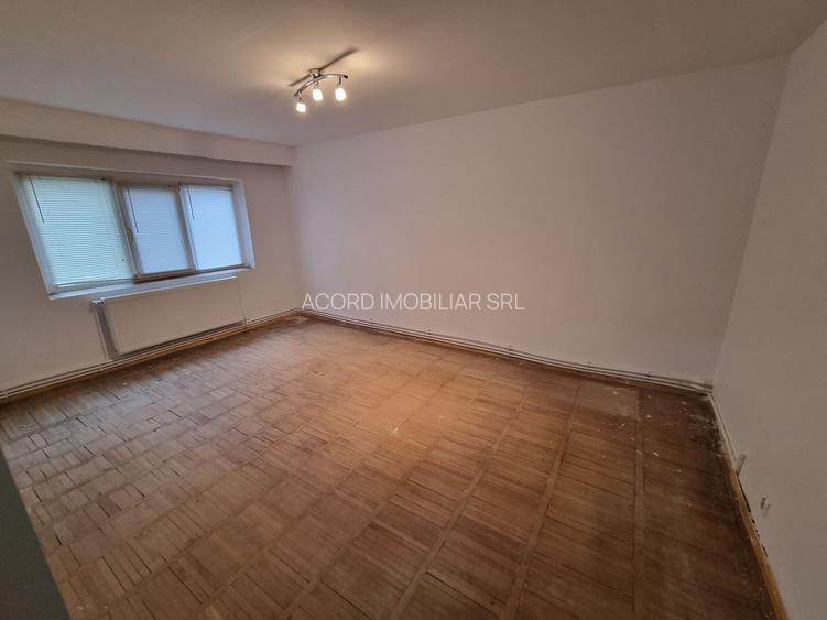 Poarta 6 piata-apartament 3 camere decomandat cu gaze - 2