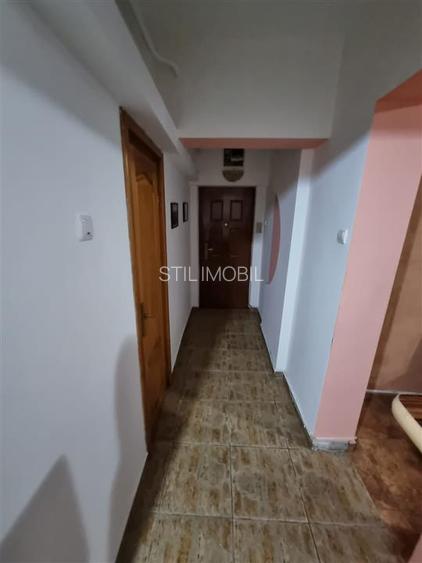 Apartament 2 camere, etaj 1, Bulevardul Stefan cel Mare - 5
