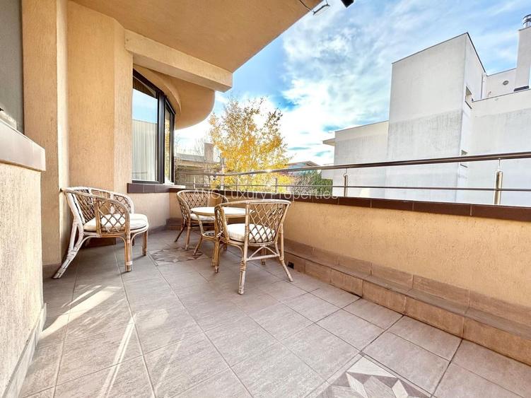 Apartament 4 camere in Vila zona Herastrau - 2