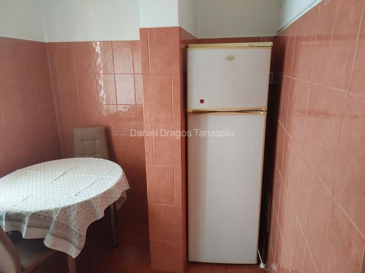 Inchiriez garsonieră 13 Septembrie - Novaci - 9