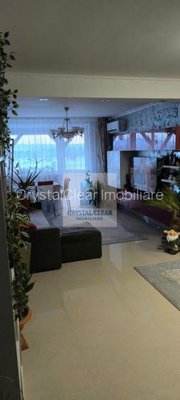 Apartament cu 3 camere + loc parcare - zona Podeni, str. Digului - 6