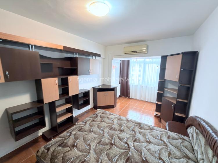Apartament 3 camere la strada Primaverii - 3