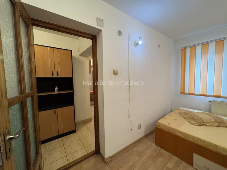 4 cam, etaj 2, 60 mp, bloc caramida, zona centrala Caracal - 10