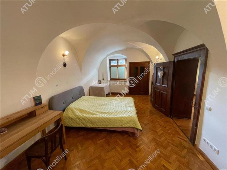 Apartament cu 2 camere decomandate la casa in zona ultracentrala Sibiu - 6