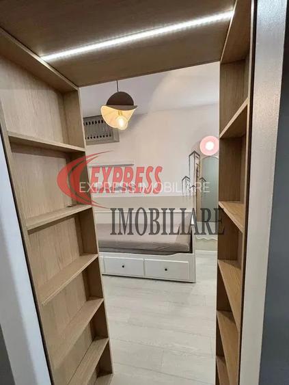 Unirii, Piata Alba iulia, Prof Moise Nicoara - 2