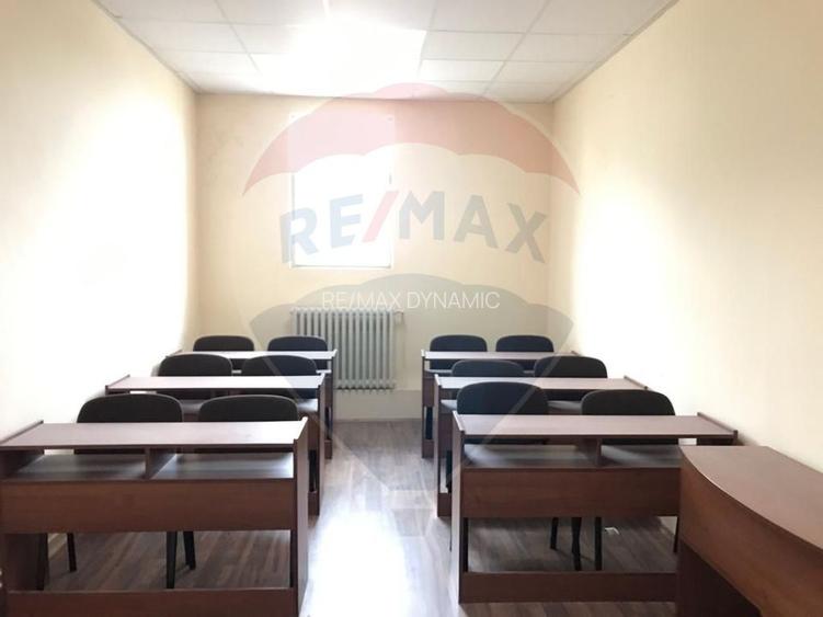 De închiriat spațiu birouri de 171mp în zona Intim - 3