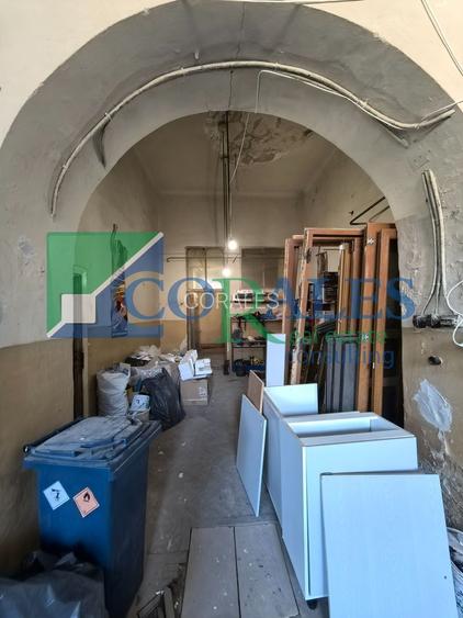 Investiție Rară în Zonă Centrală | 250 mp + 60 mp Demisol - 2