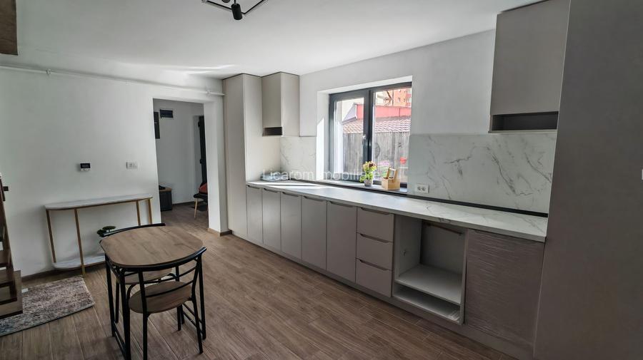 Casa P+E, 4 camere , Racadau Carpatilor -LIDL- curte comuna. - 53