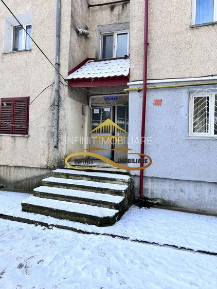 De vanzare apartament 2 camere Buhusi Bacau - 12