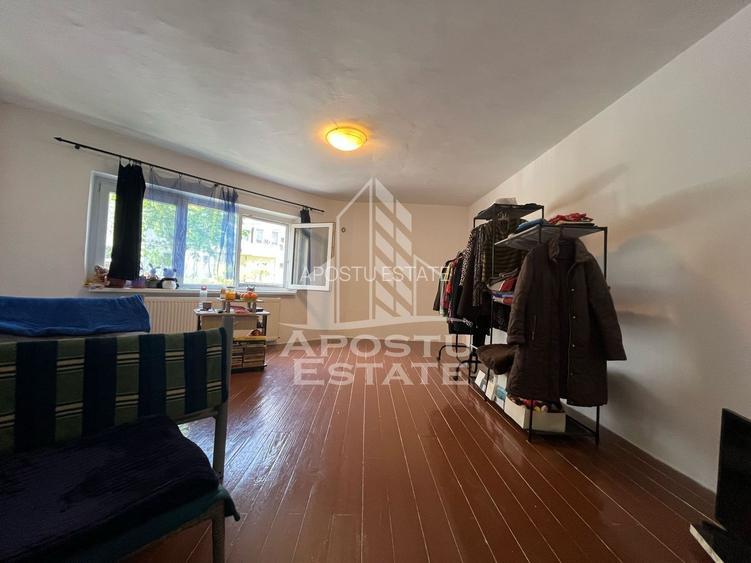 Apartament cu 2 camere, decomandat, parter inalt,centrala proprie - 2