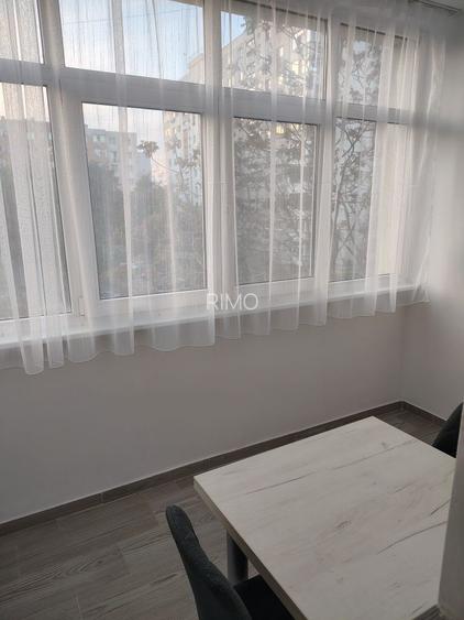 Apartament 2 camere, 63 mp, doua balcoane, et 3 - 7