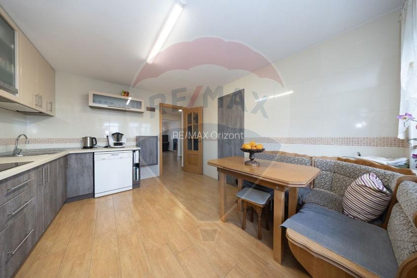 Casă noua - parcări subterane, teren 500 mp, Codlea - 21