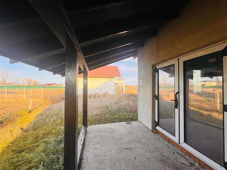 Casa individuala cu garaj si subsol 5 camere Vorovesti - 15