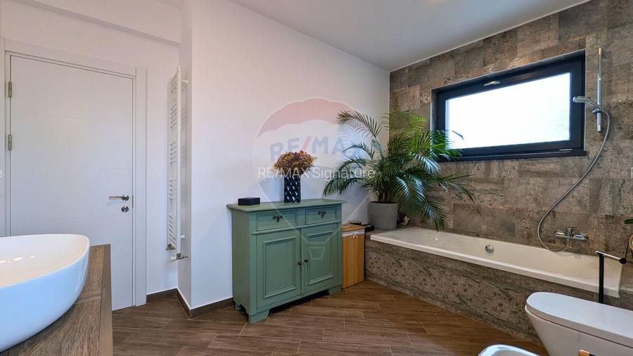 Vilă nouă de Vânzare in Balotești Ultrafinisată 5 Camere - 36