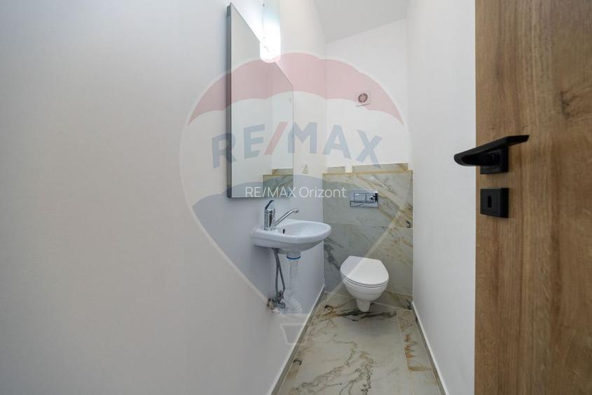 Proprietate speciala, cu destinatii multiple, Sanpetru/ Harman! - 18