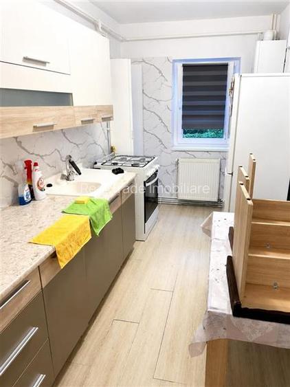Apartament 2 camere decomandat Centrul Civic - 3