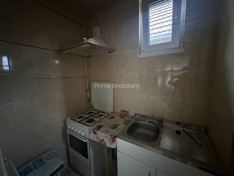 Casa individuală 72 mp | teren 719 mp| zona Schit - 5