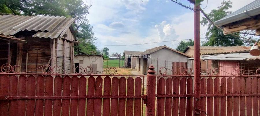 Casa renovata 4 camere cu teren 1800m Smeeni - 20