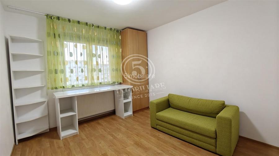 Teiul Doamnei- Apartament 3 camere de Inchiriat - 3