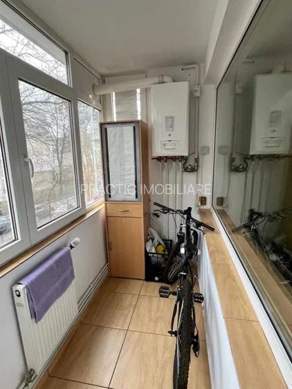 Apartament cu 3 camere in Centru - 8