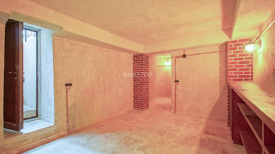 Casa de vanzare in centrul Brasovului - curte privata si pivnita - 17