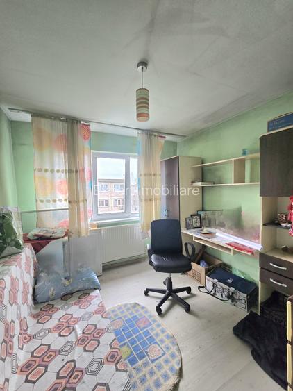 Ap. 2 cam cf II sd , zona Apollo MOBILAT - 3