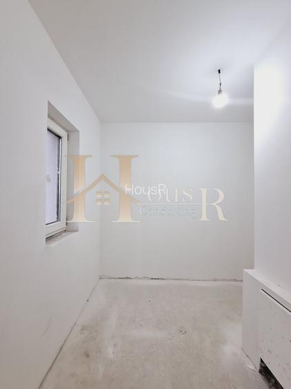 Giroc, aproape de ESO. Cu dormitor la parter. 3 bai. - 12