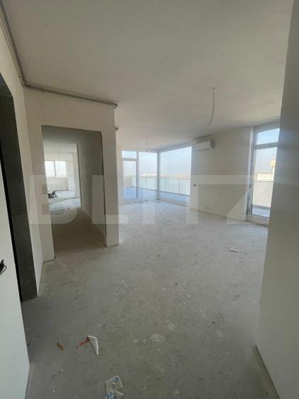 Penthouse de vanzare, 3 camere, 74 mp, zona Calea Torontalului
