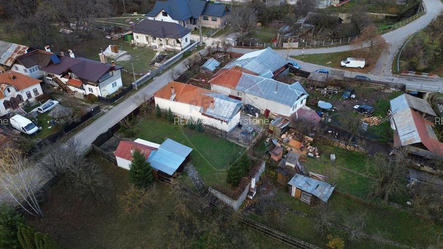 Casă si teren de vânzare in Leresti la super preț - 4