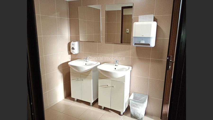 CLADIRE CU ARHITECTURA EMBLEMATICA - FOST SEDIU INTEL - 11