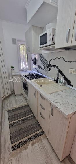 Faleza Nord garsoniera decomandata de inchiriat pe termen lung. - 3