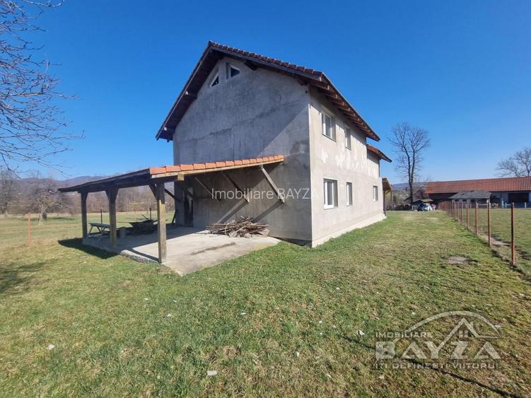Comuna Rus, casa P+E, teren 1200 mp - 3