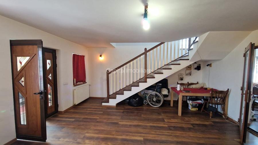 Casă spațioasă cu 4 camere plus teren 5 ari, Baia Mare - 157.000€ - 2