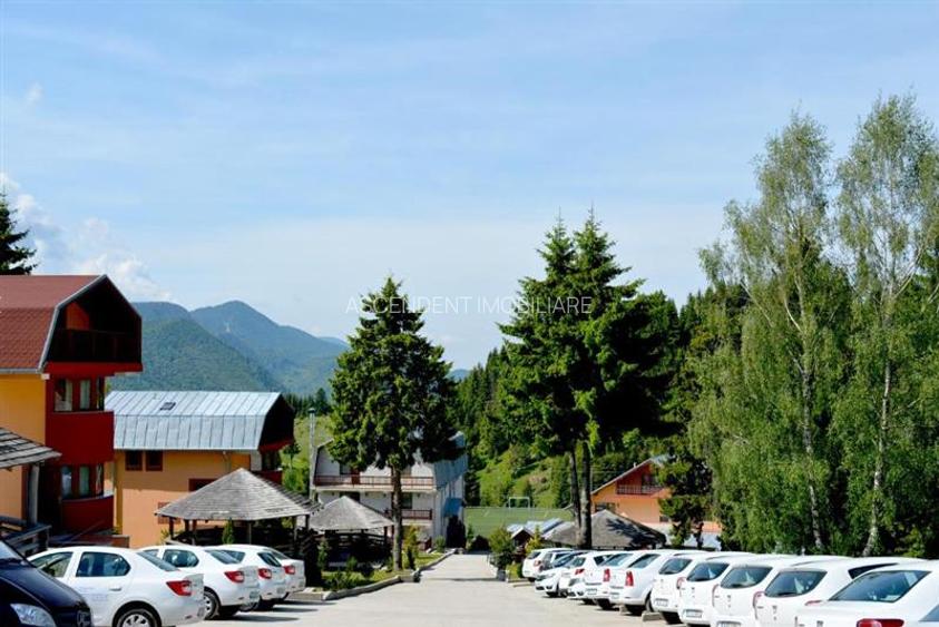 Domeniu turistic, zona pitoreasca, priveliste, aer curat, conditii speciale - 44