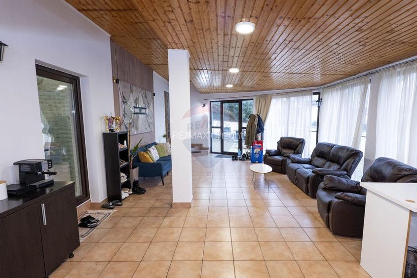 Vila 5 camere complet mobilata, foișor, teren generos - 41