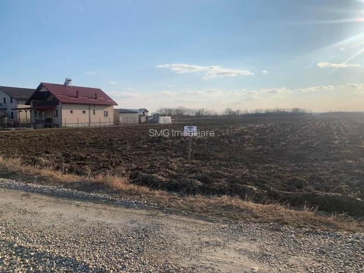 Teren intravilan Construibil | Stoienesti-Floresti | 4700 mp | Comision 0 - 2