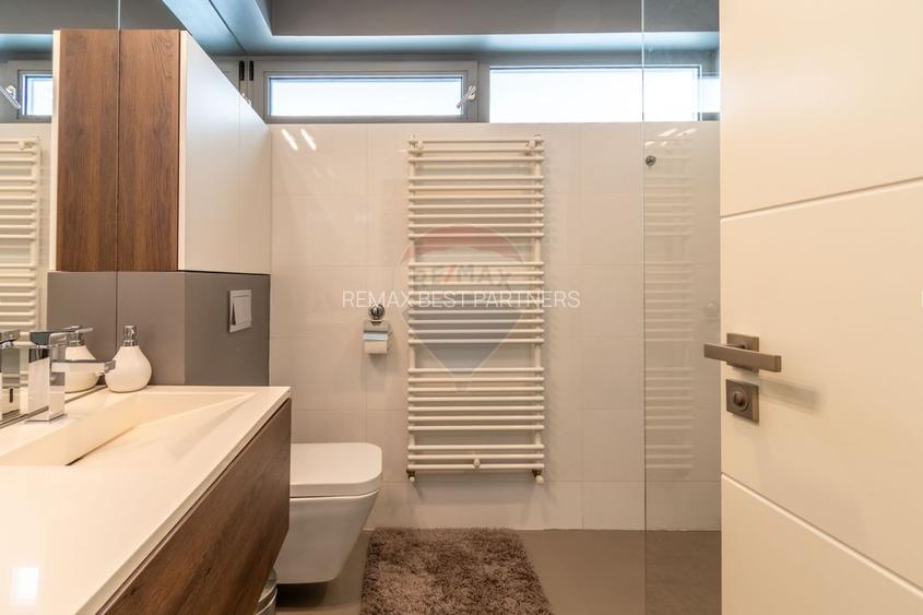 Casa de lux cu piscina de vanzare in White House Residence - 28