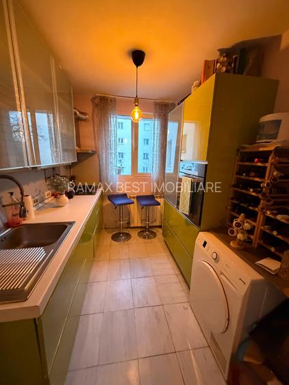 Titan - Nicolae Grigorescu - Scoala 195 - 3