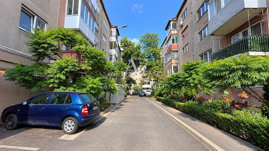 Apartament de vanzare, 3 camere, Cantemir - Oradea - 19
