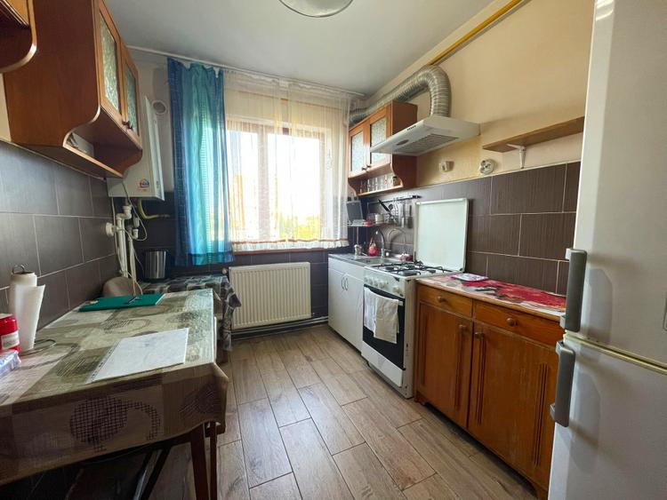 Apartament 3 camere decomandat-66 mp-Podu Ros-Restaurant Odeon