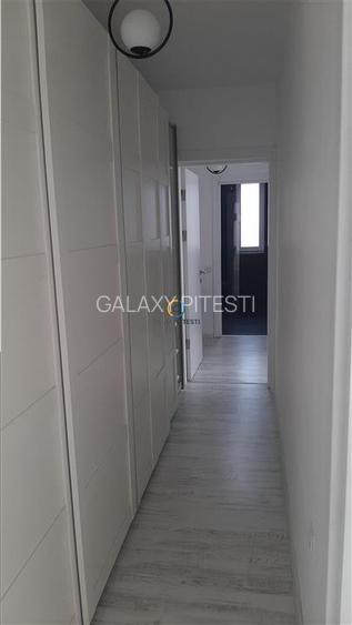Apartament trei camere, rezidential, parter, curte proprie - 10
