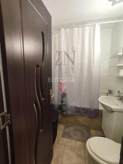 Apartament cu 2 camere, etajul 1/4, zona Dacia - 5