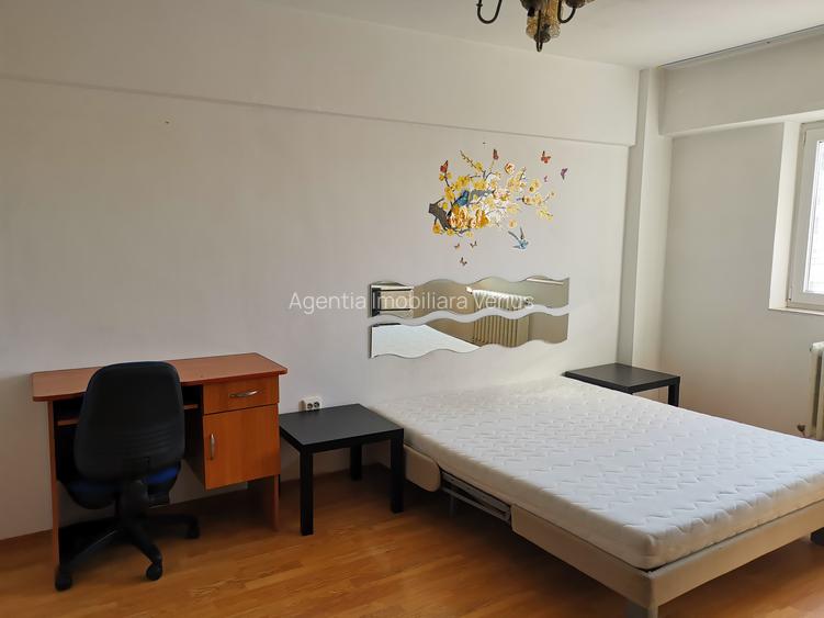 Apartament cu 2 camere la strada zona Stadion - 2
